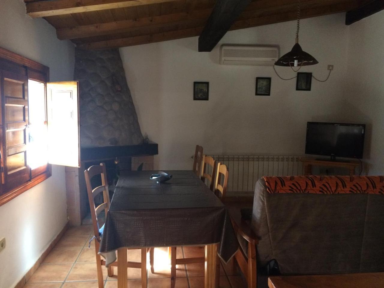 La Antigua Tahona Appartement Navaconcejo Buitenkant foto
