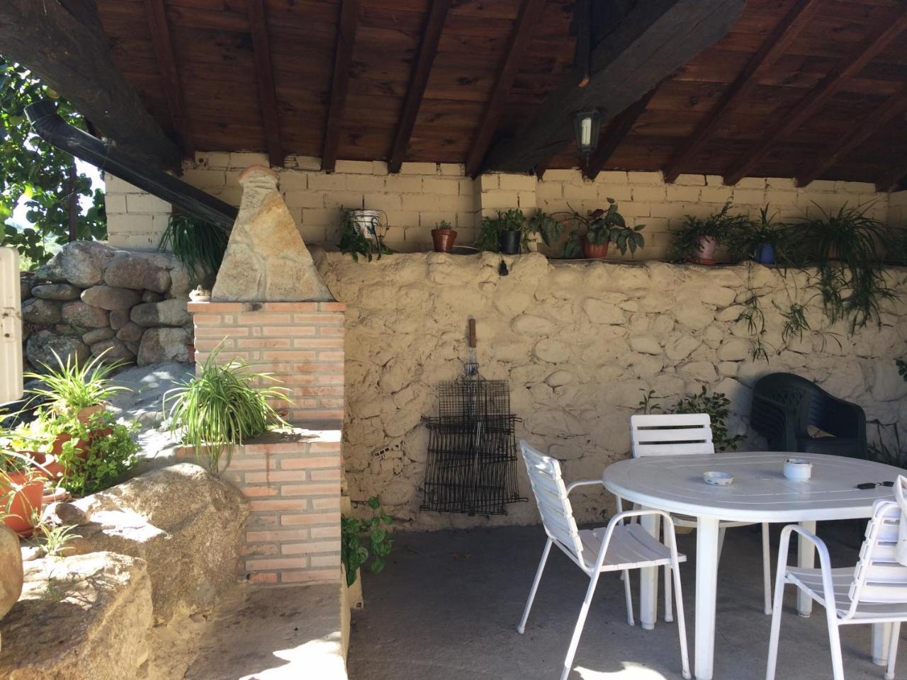 La Antigua Tahona Appartement Navaconcejo Buitenkant foto